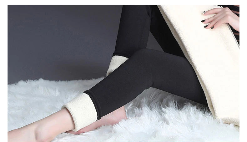 "Winter-Ready Chic: Insulated Lamb Fleece High-Waist Leggings for Women"