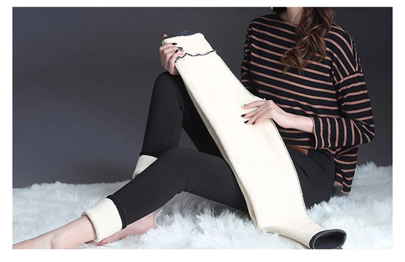 "Winter-Ready Chic: Insulated Lamb Fleece High-Waist Leggings for Women"